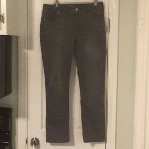 Chicos Brand So Slimming  Gray Jeans size 1.5 regular good used condition